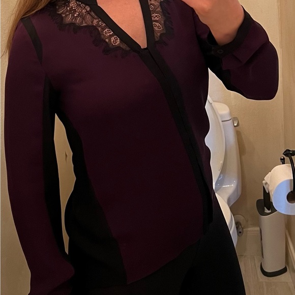 Form fitting size small - Picture 3 of 6